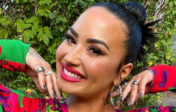 دمی لواتو - Demetria Devonne Lovato