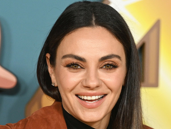 میلا کونیس - Mila Kunis هنرپیشه آمریکایی