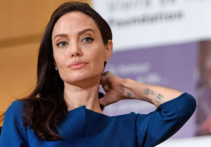 آنجلینا جولی - Angelina Jolie ، عادت های غذایی عجیب چهره های مشهور جهان